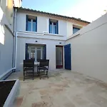 Сasa de vacaciones Le Gaffier, maison au pied de la Cité, climatisation, 2 chambres et belle cour sans vis à vis Carcasona