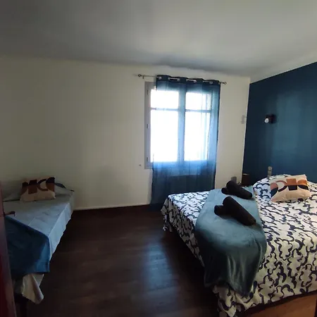 Сasa de vacaciones Le Gaffier, maison au pied de la Cité, climatisation, 2 chambres et belle cour sans vis à vis Carcasona