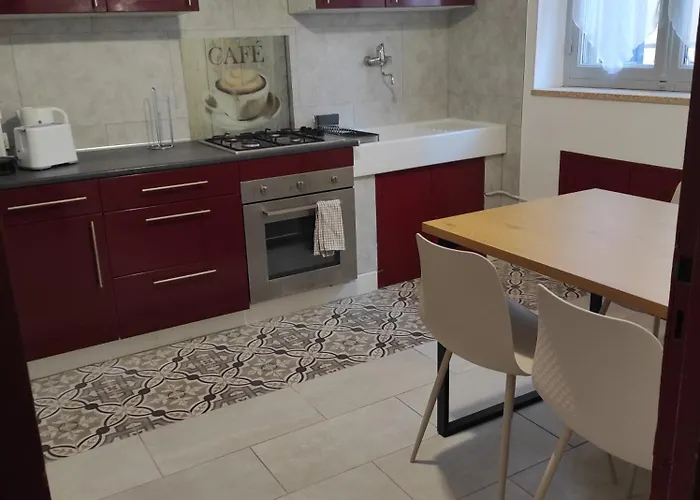 Сasa de vacaciones Le Petit Gaffier, Maison Au Pied De La Cité, Avec 2 Et Belle Cour Sans Vis à Vis Carcasona